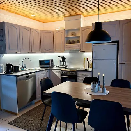 Huoneisto Hillavilla Cozy Holiday Home In The Heart Of Levi *